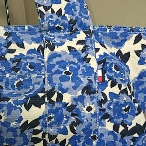 Large Tommy Hilfiger Natalie Painted Floral Weekender Tote Shoulder Bag Canvas - Picture 3 of 10
